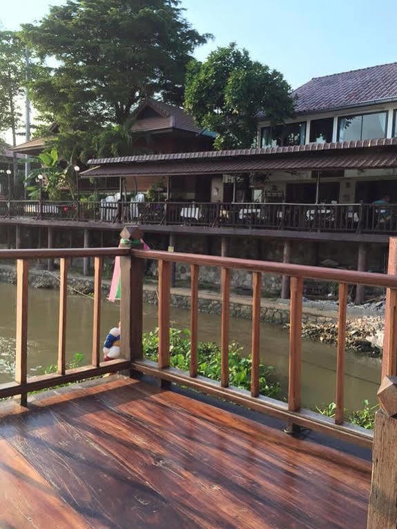 Ban U Thong Accommodations Phra Nakhon Si Ayutthaya Exterior foto